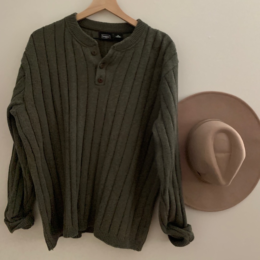 Green Sweater Pullover